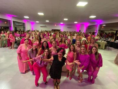 2ª Noite Penélope Charmosa promovida pelo Conselho da Mulher Empresária da Acils reuniu 250 mulheres